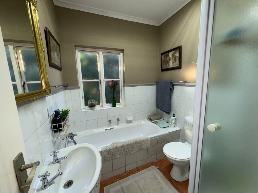 2 Bedroom Property for Sale in Waterval East North West
